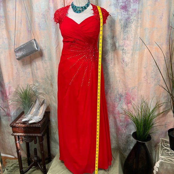📌JJs House Lady in Red Formal - Prom - Ball Gown with Sequins - Picture 6 of 16